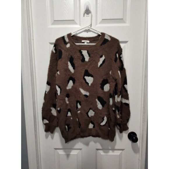 Jodifl Animal Print Pullover Sweater Size Large feels like Mohair Soft comfy - Picture 1 of 7